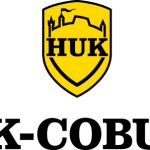 Vorschau von Das Logo der HUK-COBURG AG zeigt ein gelbes Schild in dem HUK geschrieben steht. Darunter steht ebenfalls in schwarzer Schrift HUK-COBURG. Das Logo dient unterstützend der Veranschaulichung/ Präsentation des Unternehmens auf der Anbieterseite alle-ausbildungsstellen.de für Ausbildungsstellen.